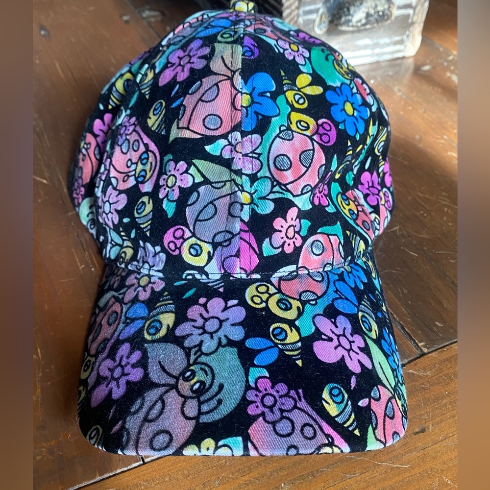 Super Cute Ladybugs & Flowers Baseball Cap